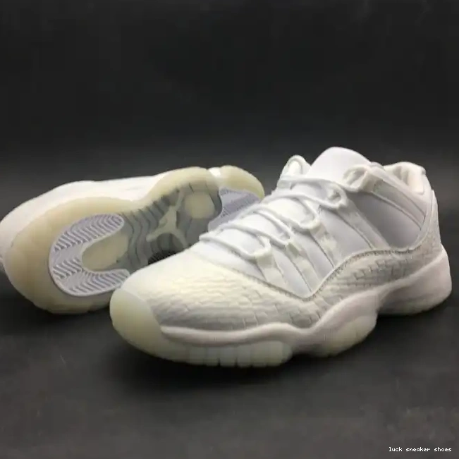 LUCY Jordan 897331-100 White 11 Air Heiress Frost Low 0415